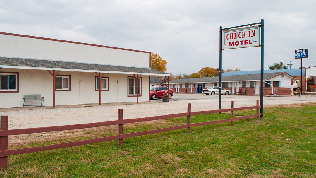 Check In Motel
